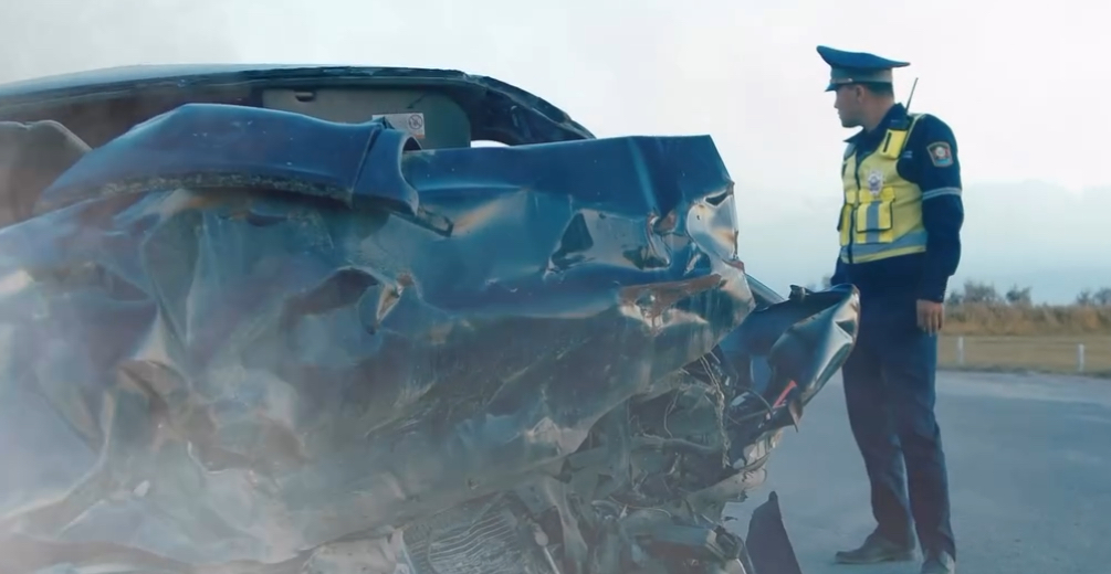 Оң рулдуу унаалардын такси кызматын аткаруусу — жүргүнчүлөрдүн өмүрүнө кайдыгерлиги!