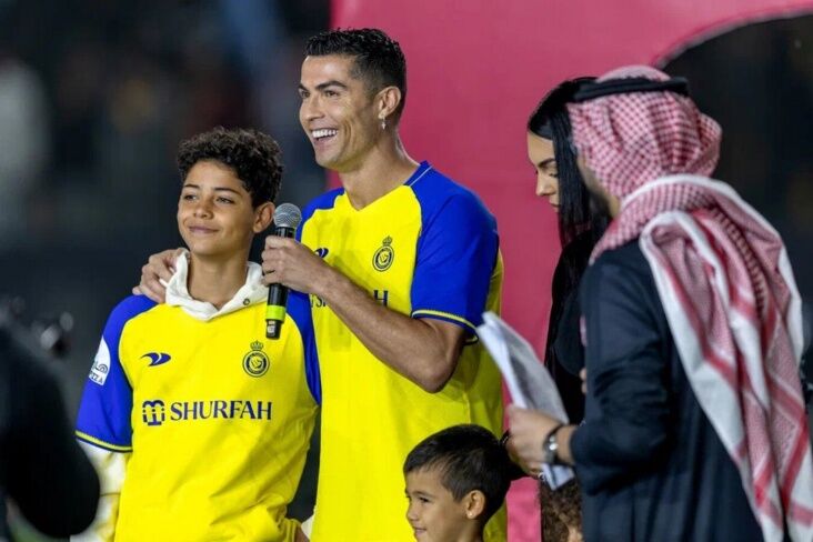 Криштиану Роналду уулу менен бир командада ойношу мүмкүн