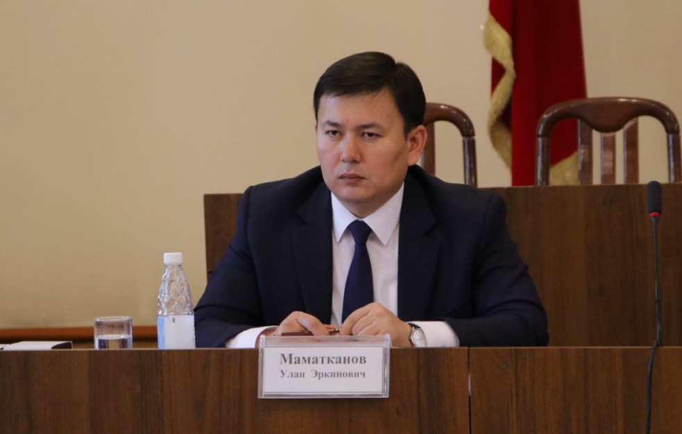 Улан Маматканов минкаб төрагасынын орун басарынын милдетин аткарат