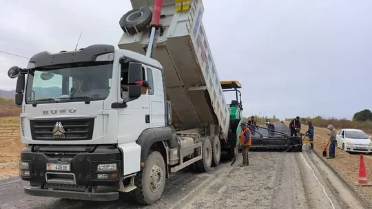 Новопокровка – Туз унаа жолуна асфальт төшөө иштери башталды