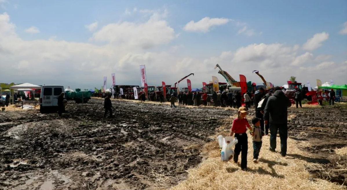 Жер айдап, кой кыркып жарышып…Чүйдө «Айдоо фест-2026» фестивалы өттү
