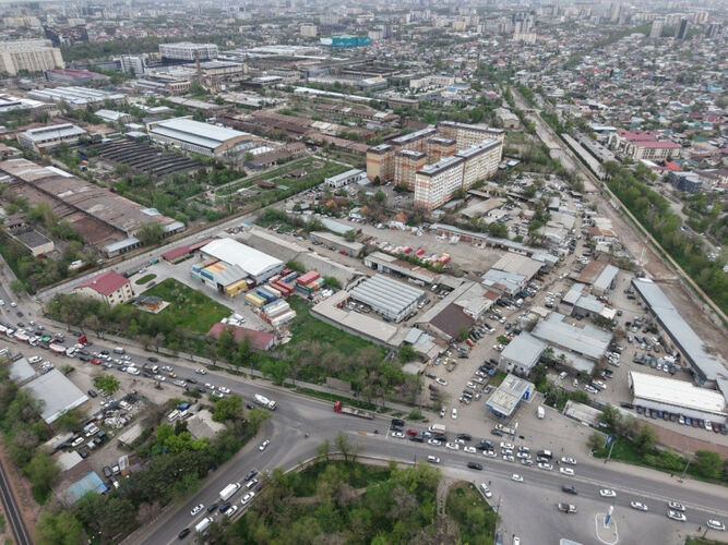 Бишкектеги жол өтмөгү: Жолду ачуу үчүн 64 курулуш бузулууда