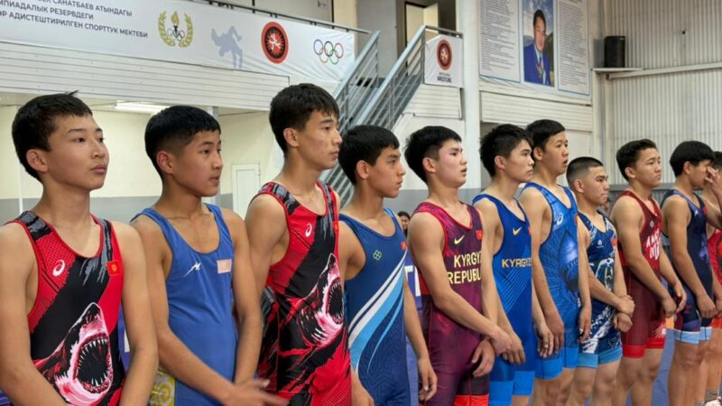 Бишкекте угуу мүмкүнчүлүгү чектелген спортчулар арасында грек-рим күрөшү  өттү