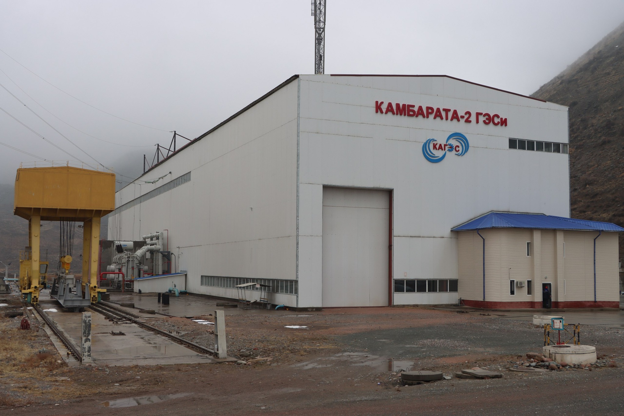 Камбар-Ата-2 ГЭСинин кубаттуулугун эки эсеге жогорулатуу боюнча долбоор иштелип жатат