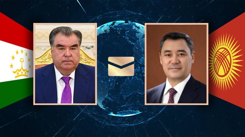 Эмомали Рахмон президент Садыр Жапаровду Курман айт майрамы менен куттуктады