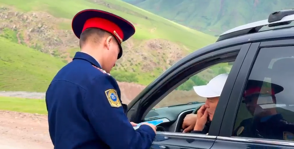 Эс алуу күндөрү жол коопсуздугу көзөмөлдө