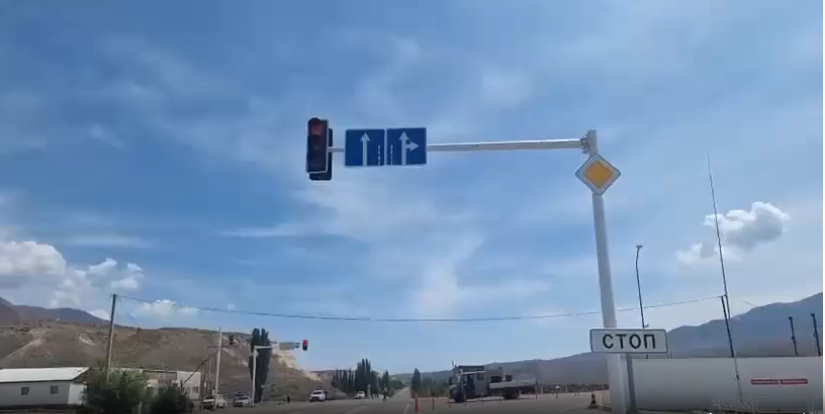 Кубакынын бурулушуна жол чырак орнотулду