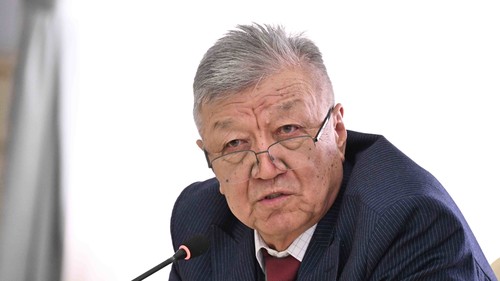 Абдрахматов Илимдер академиясынын башчылыгынан кетип, ордуна жаңы жетекчи дайындалды