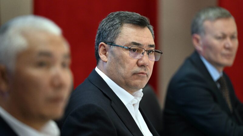 Садыр Жапаров Ак-Талаа районун өнүктүрүү долбоорлору менен таанышты