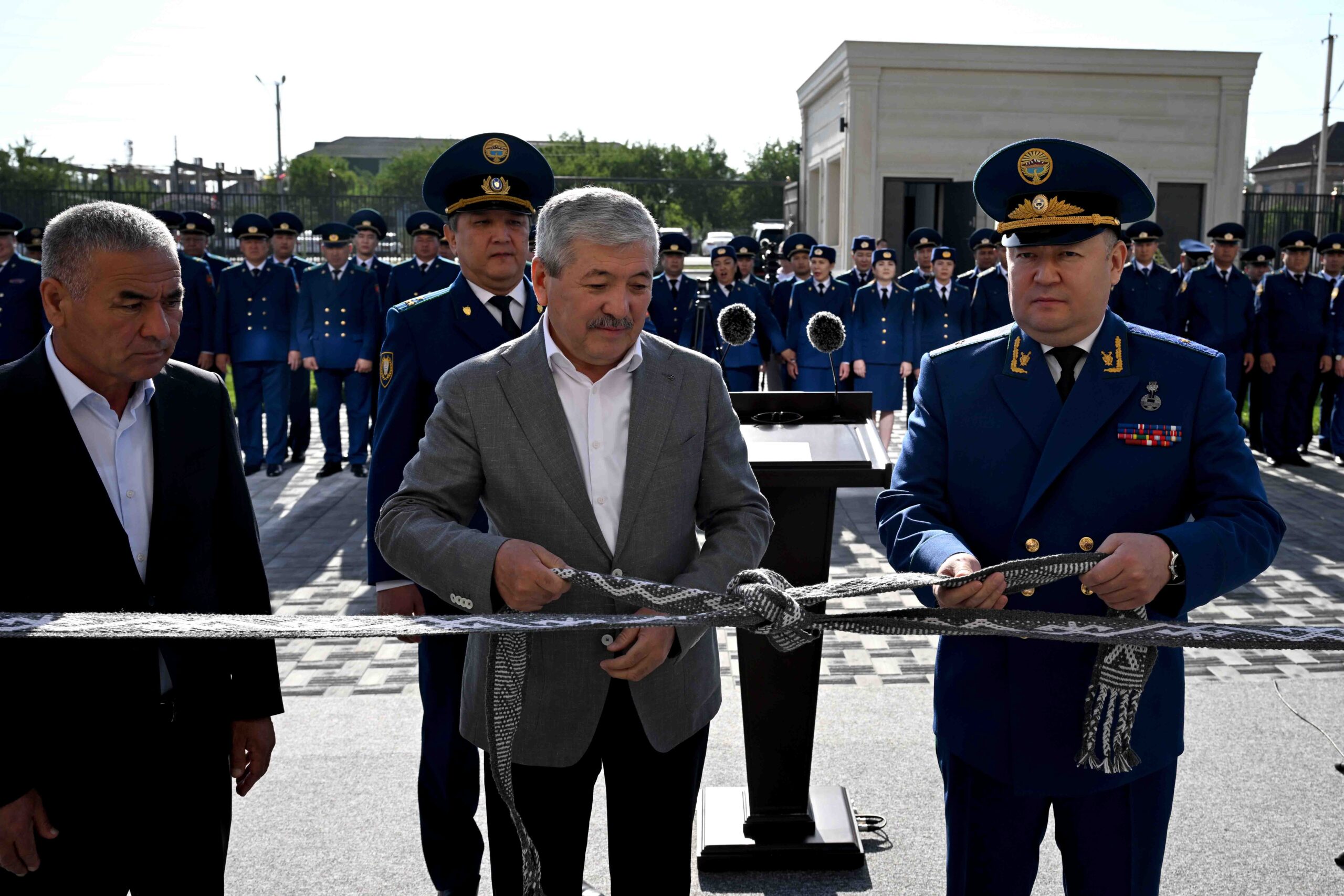 Баткенде прокуратуранын жаңы имараты ачылды