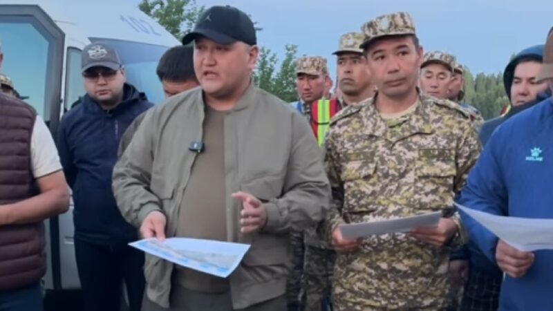 Таласта сууга аккан баланы 400 адам издеп жатат