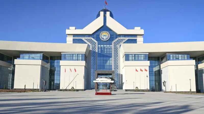 Министрлер кабинети 2030-жылга чейинки ишкерликти өнүктүрүү программасын бекитти