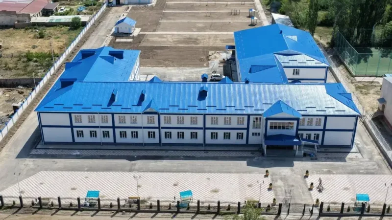 Ысык-Көлдө 500 окуучуга ылайыкташкан жаңы мектеп курулуп бүттү