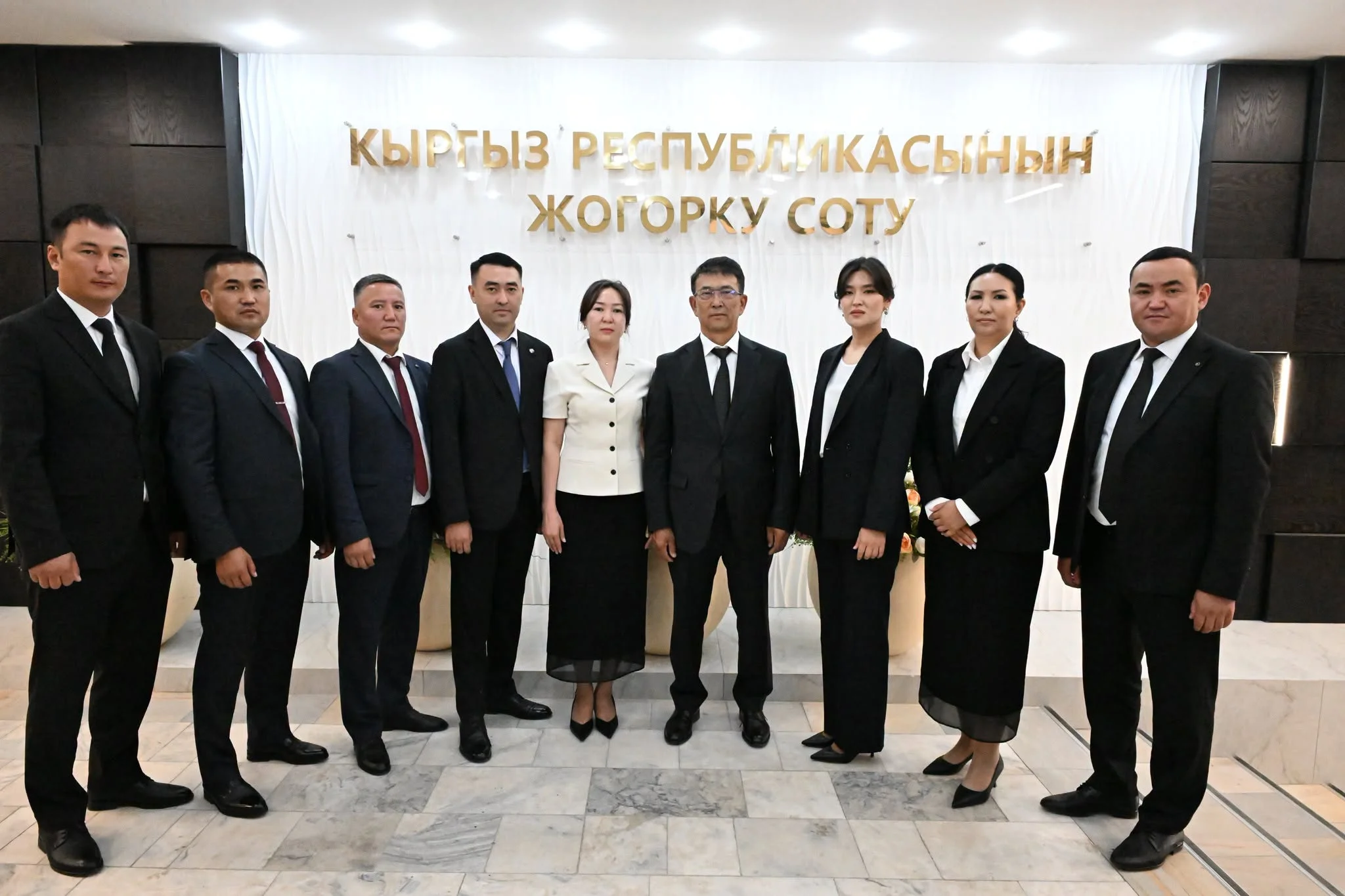 Жаңы дайындалган жергиликтүү соттордун судьялары ант беришти