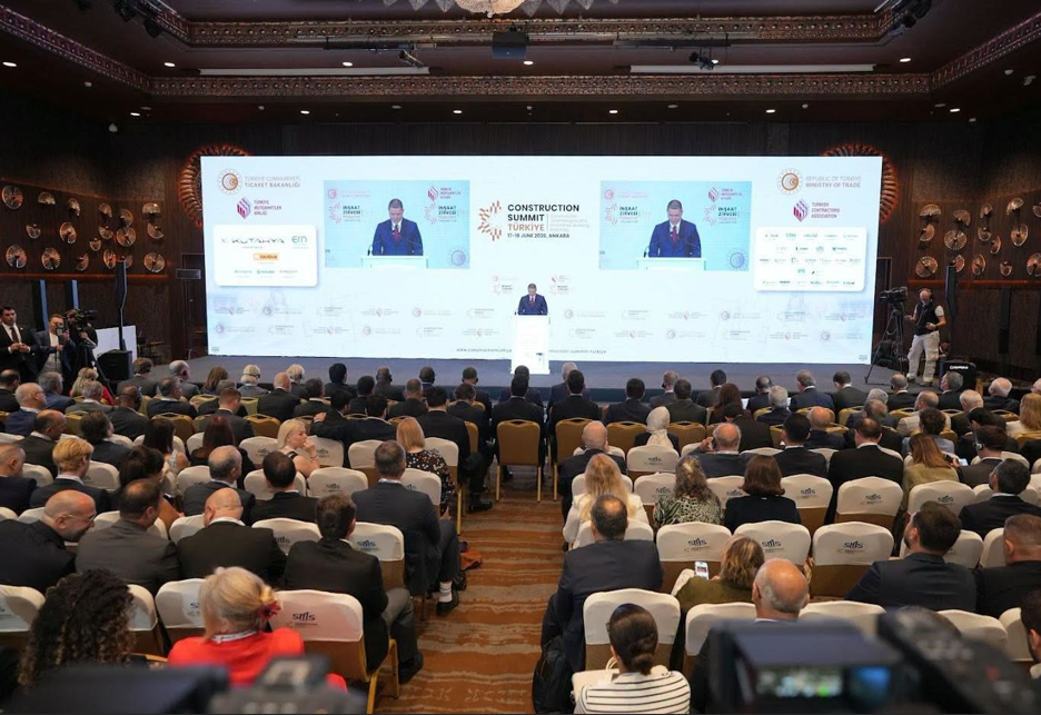 Курулуш министри Түркиядагы эл аралык саммитке катышууда