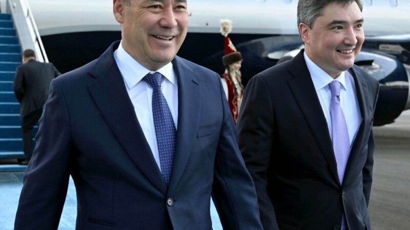 Садыр Жапаров “Келечек оюндары- 2026” мелдешинин ачылышна катышуу үчүн Астана шаарына келди
