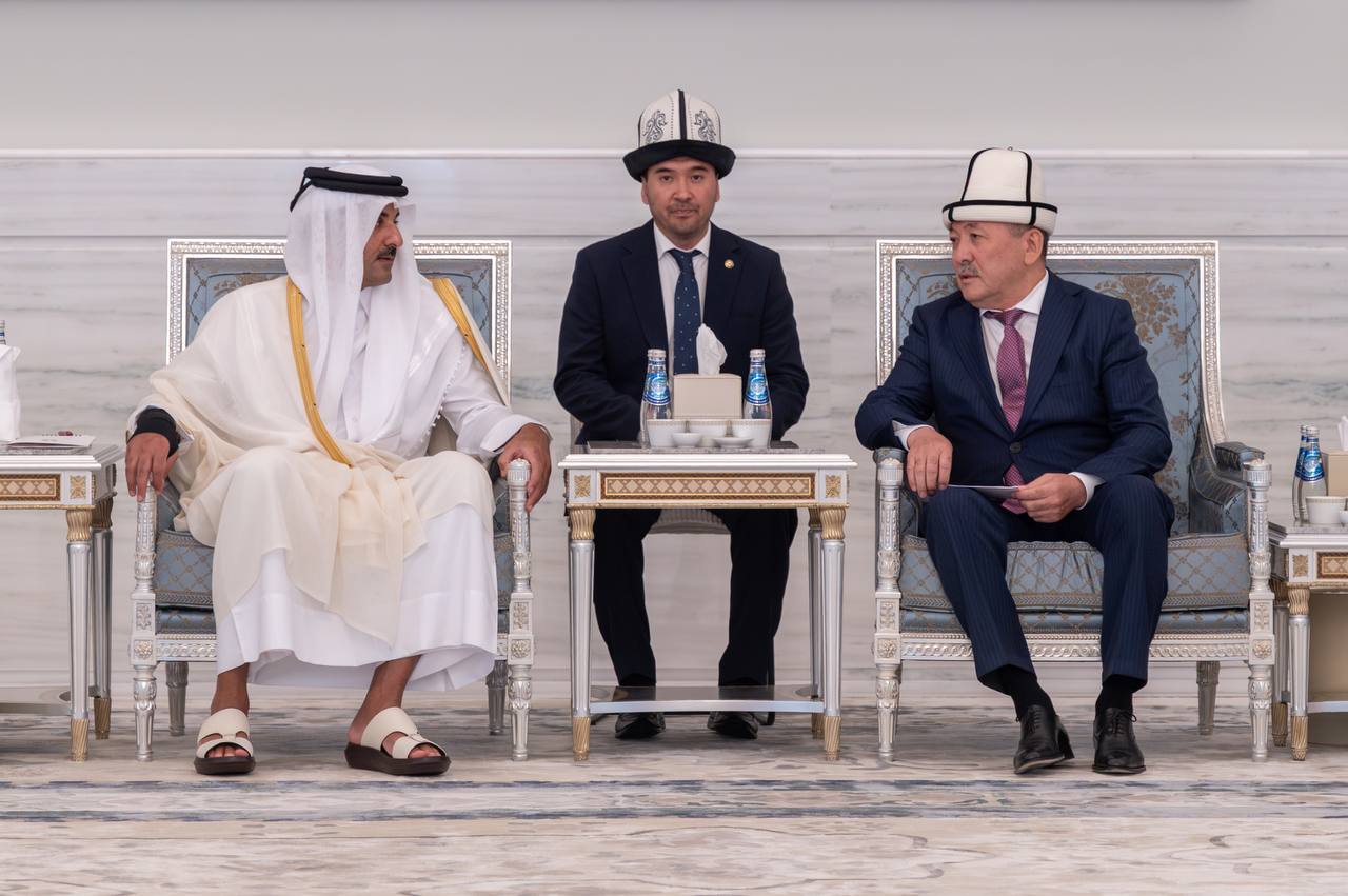 Касымалиев Катардын мурдагы Эмирин акыркы сапарга узатуу зыйнатына катышты