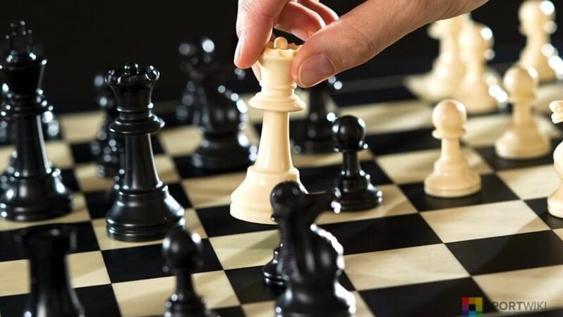 Ысык-Көлдө өспүрүмдөр арасында шахмат боюнча эл аралык чемпионат башталды