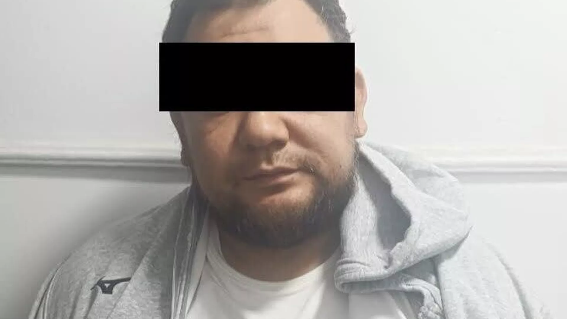 Токмокто үй-блөсүнө күн көрсөтпөгөн адам кармалды