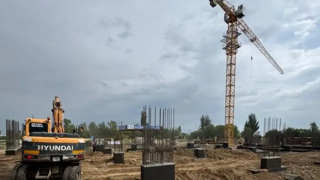 Караколдо 12 гектар жерге эл аралык деңгээлдеги спорт комплекси курулууда