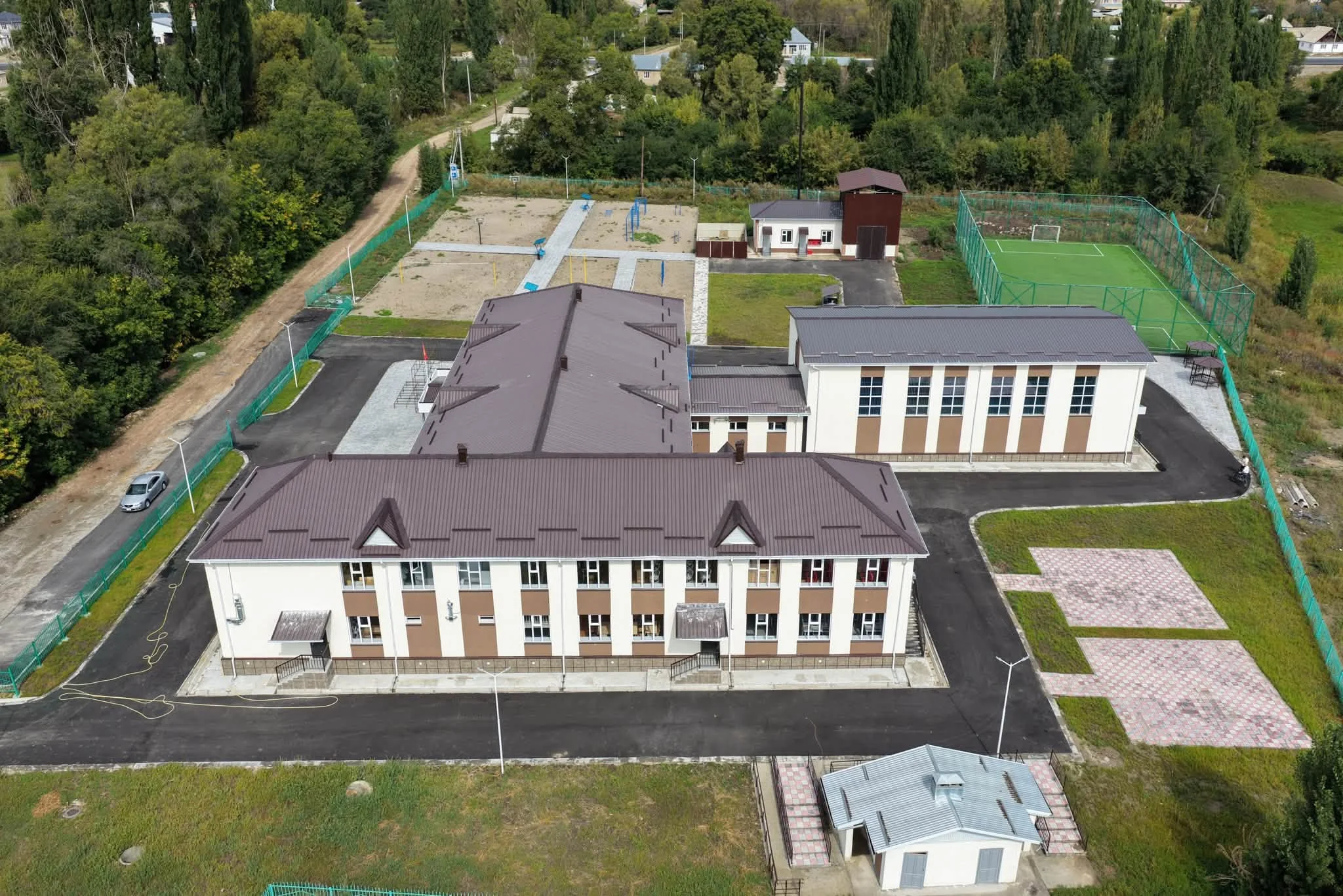 Түптөгү Фрунзе айылында жаңы мектеп сентябрда эшигин ачат