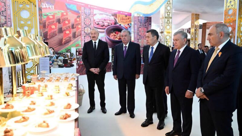 Президент Садыр Жапаров Авазада КМШ өлкөлөрүнүн улуттук тамак-аштарынын фестивалына барды
