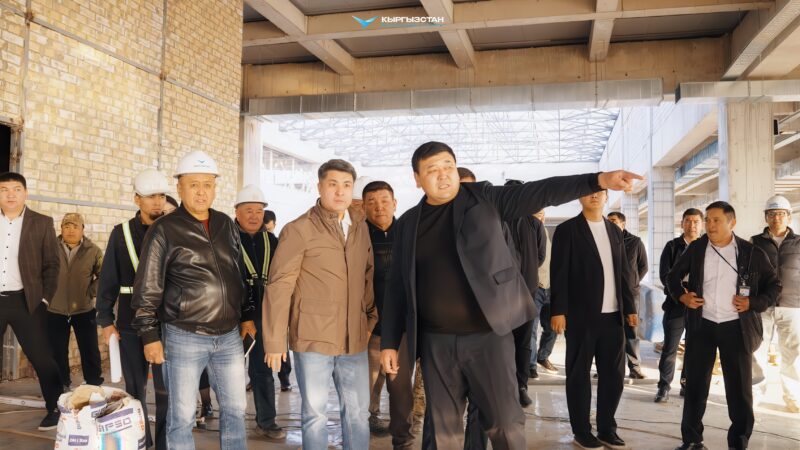 Ош менен Жалал-Абаддагы аэропорттордун курулушу текшерилди