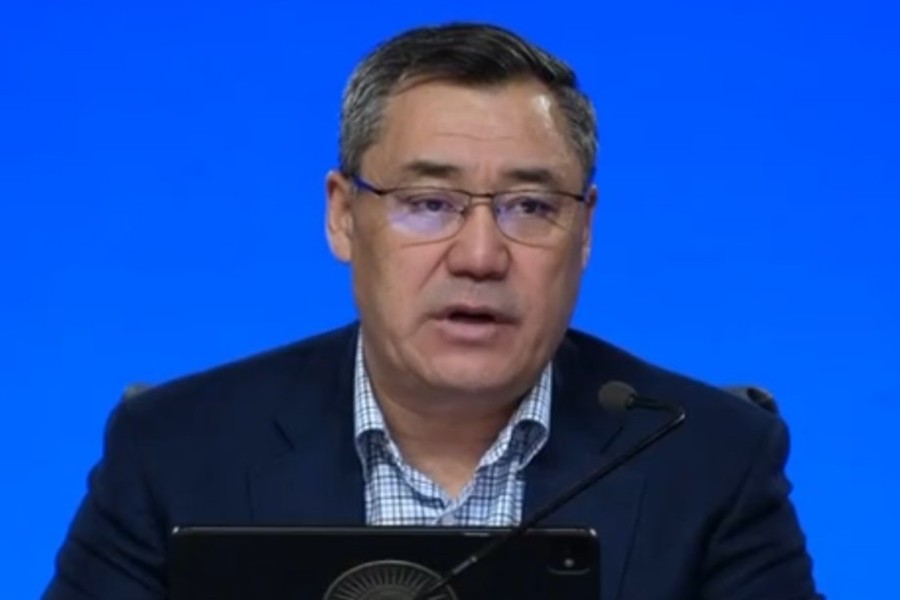 «БИР КОЙГО ҮЙЛӨРҮН САТЫП КЕТИП, 30 ЖЫЛДАН КИЙИН ТАЛАШКАНДАР БАР»: ТУРГУН БАТИРИН МЕНЧИКТЕШТИРИП БЕРҮҮНҮ ӨТҮНДҮ